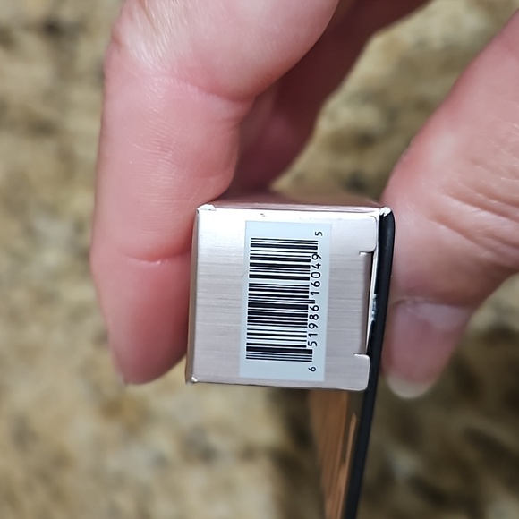 Too Faced Pomade In A Pencil Brow Shaper & Filler Medium Brown - Picture 4 of 5